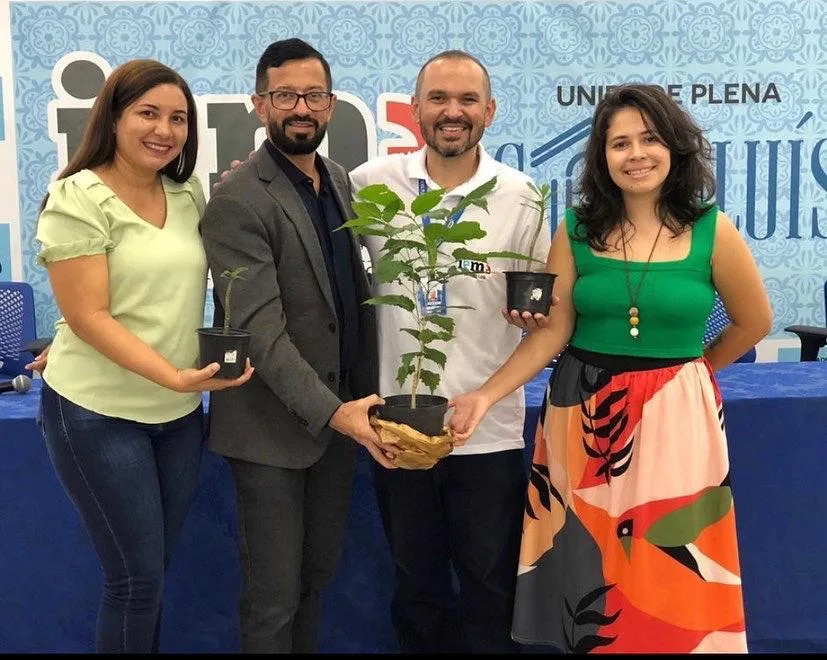 Educação ambiental, do currículo à Escola Ambiental